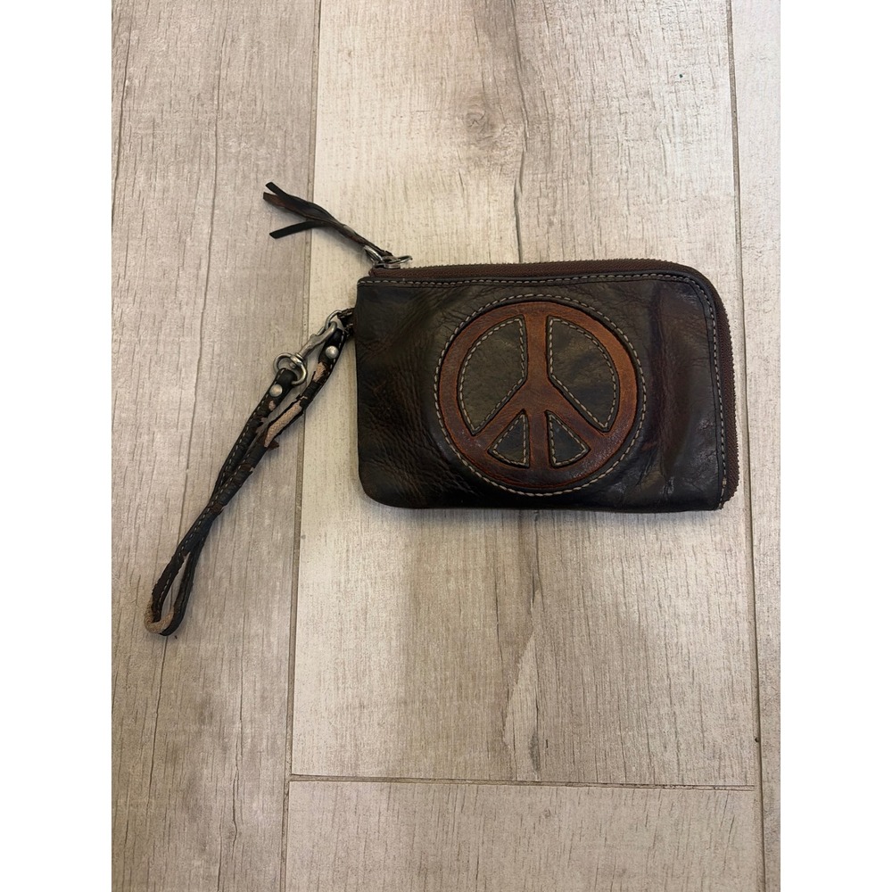 Fossil Brown Leather Peace Sign Wristlet Wallet Zip Around Boho Distressed